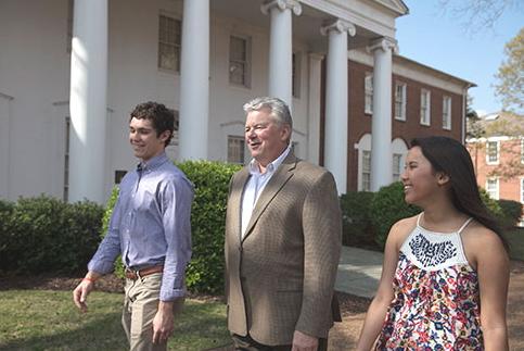 President Dan McAlexander announces retirement